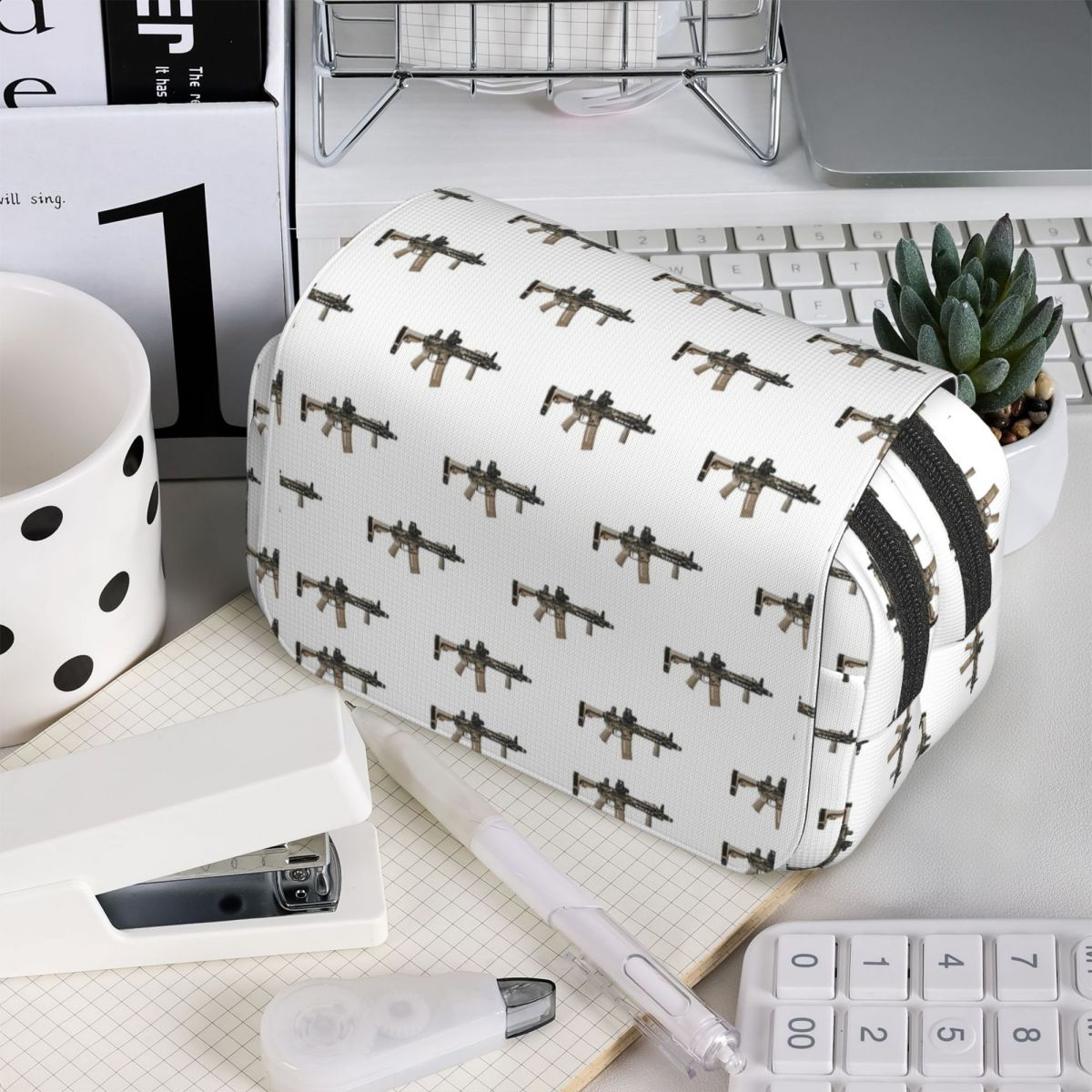 Tan Stationery & Office Supply - Estuche para lápices con diseño de